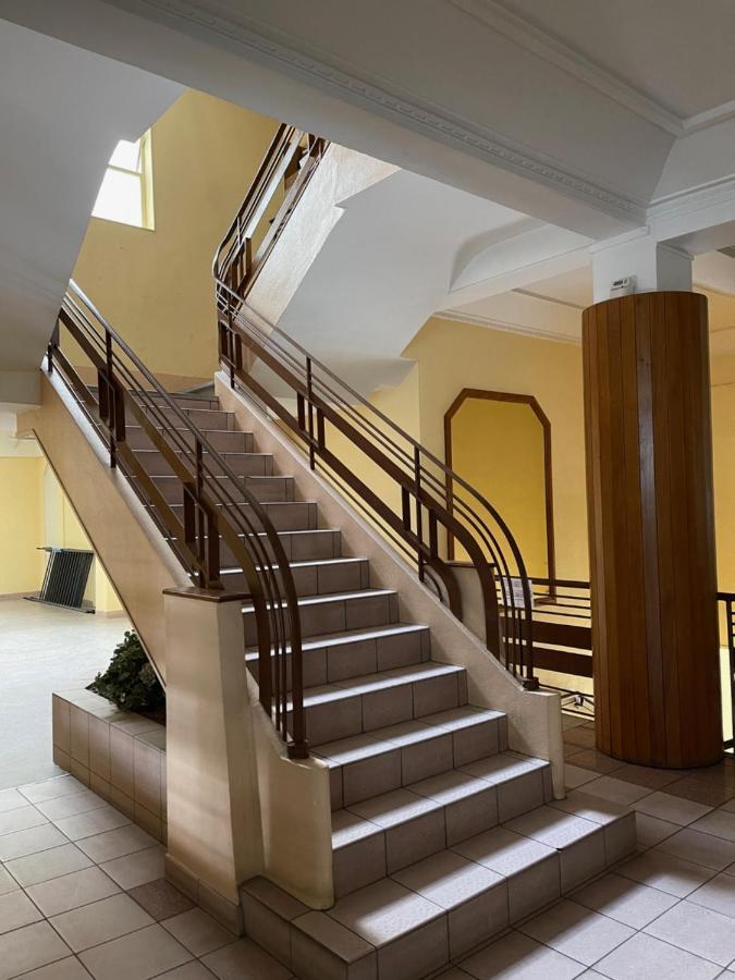 Appartement Le Palais Du Commerce Vichy Exteriör bild
